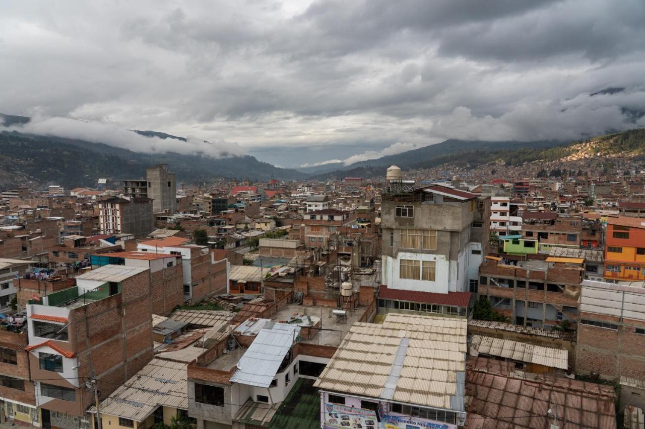 Lhotse Hostel B&B Huaraz  Exterior photo